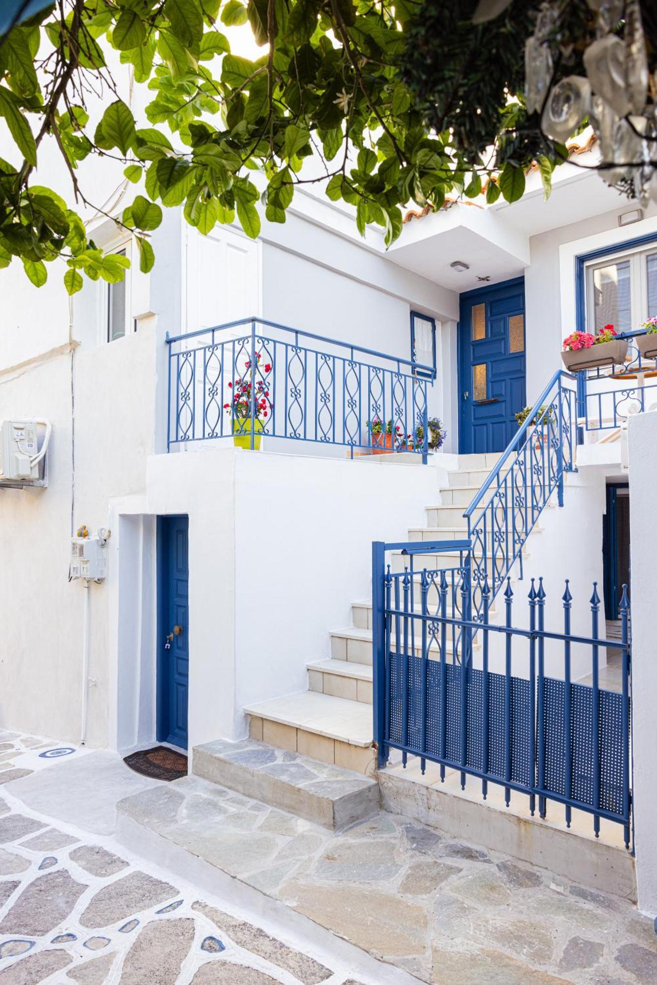 Pythagorio Blue Street Apartment With Balcony 외부 사진